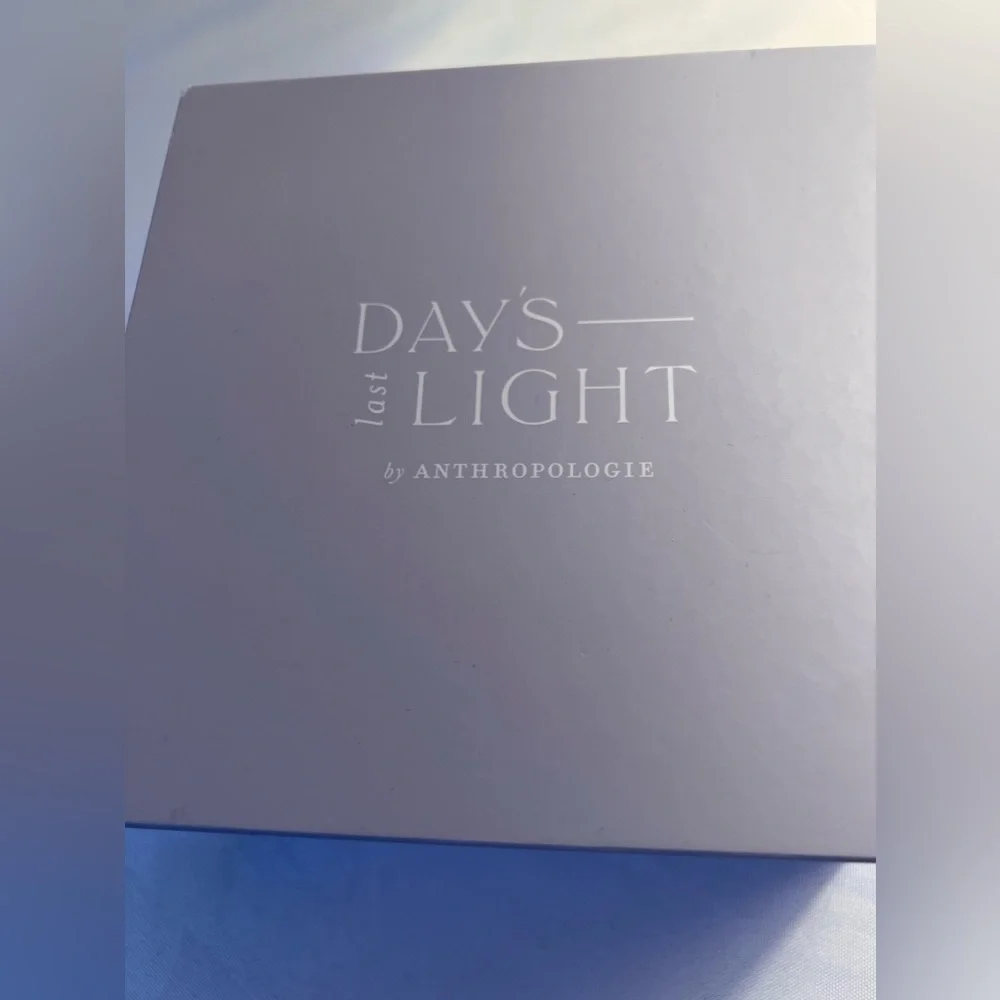 Anthropologie Day's Last Light Glass Boxed Candle_11